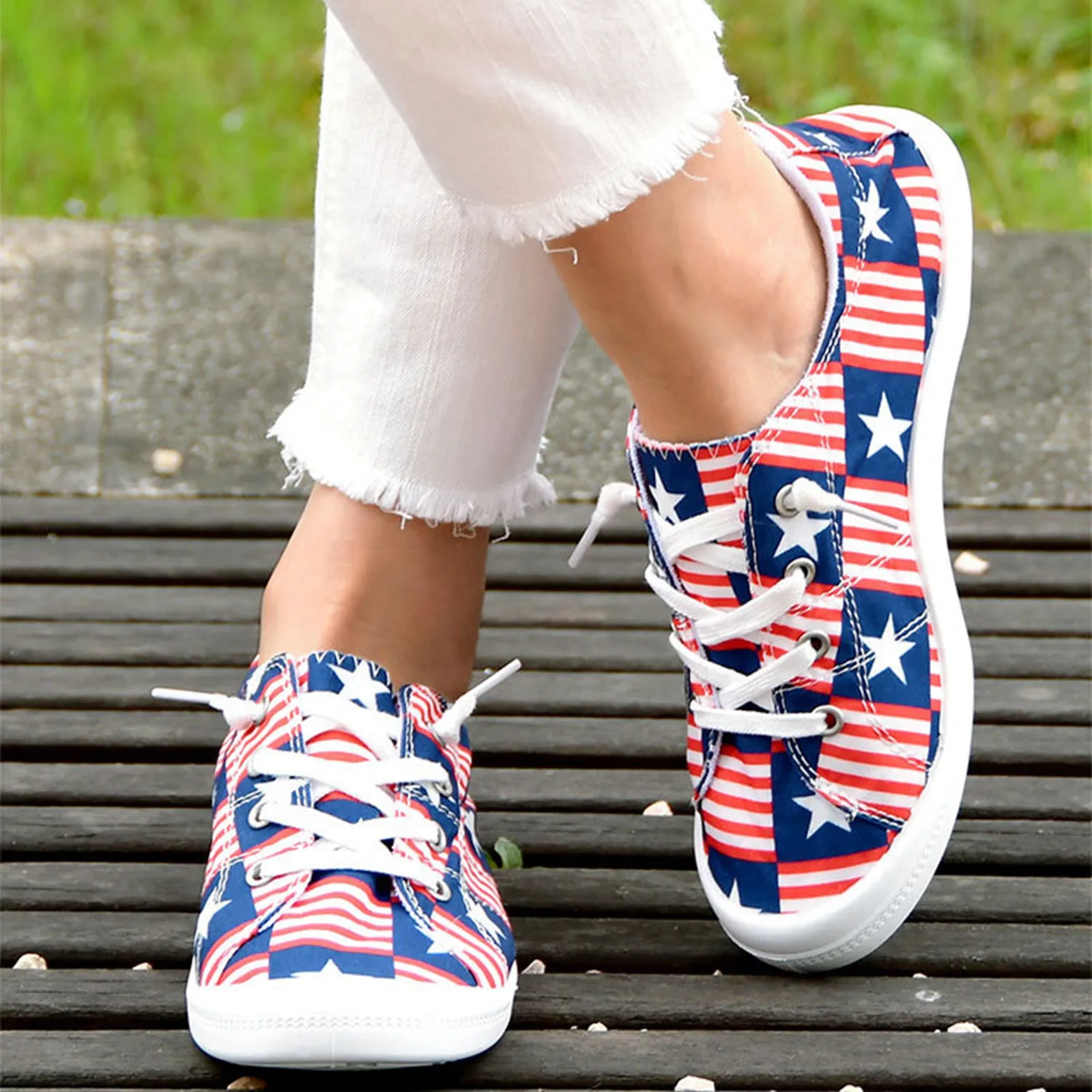 Women Patriotic Print Canvas Sneakers American Flag Star Stripe Independence Day Slip On Casual Loafers Comfortable Lightweight