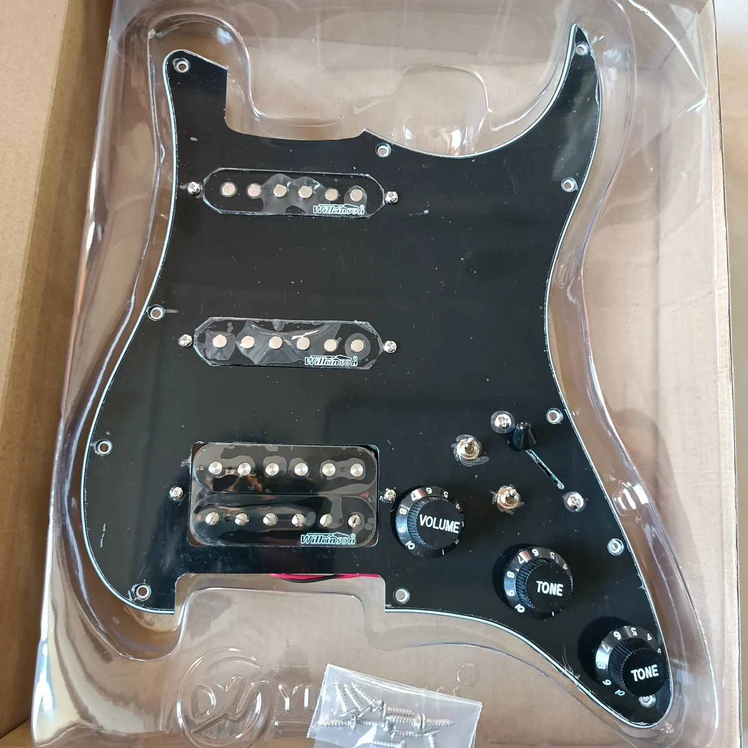 

SSH Upgrade Prewired Guitar Pickguard Set Multifunction Switch Black Wilkinson Alnico 5 Magnet Pickups