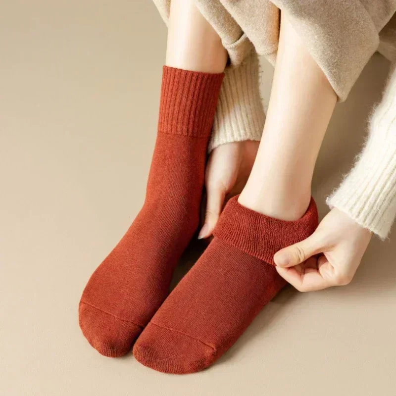 Chaussettes d'hiver épaisses et confortables pour femmes, mi-mollet, bottes chaudes, chaussettes de sol, bas thermiques pour femmes, lot de 3 paires