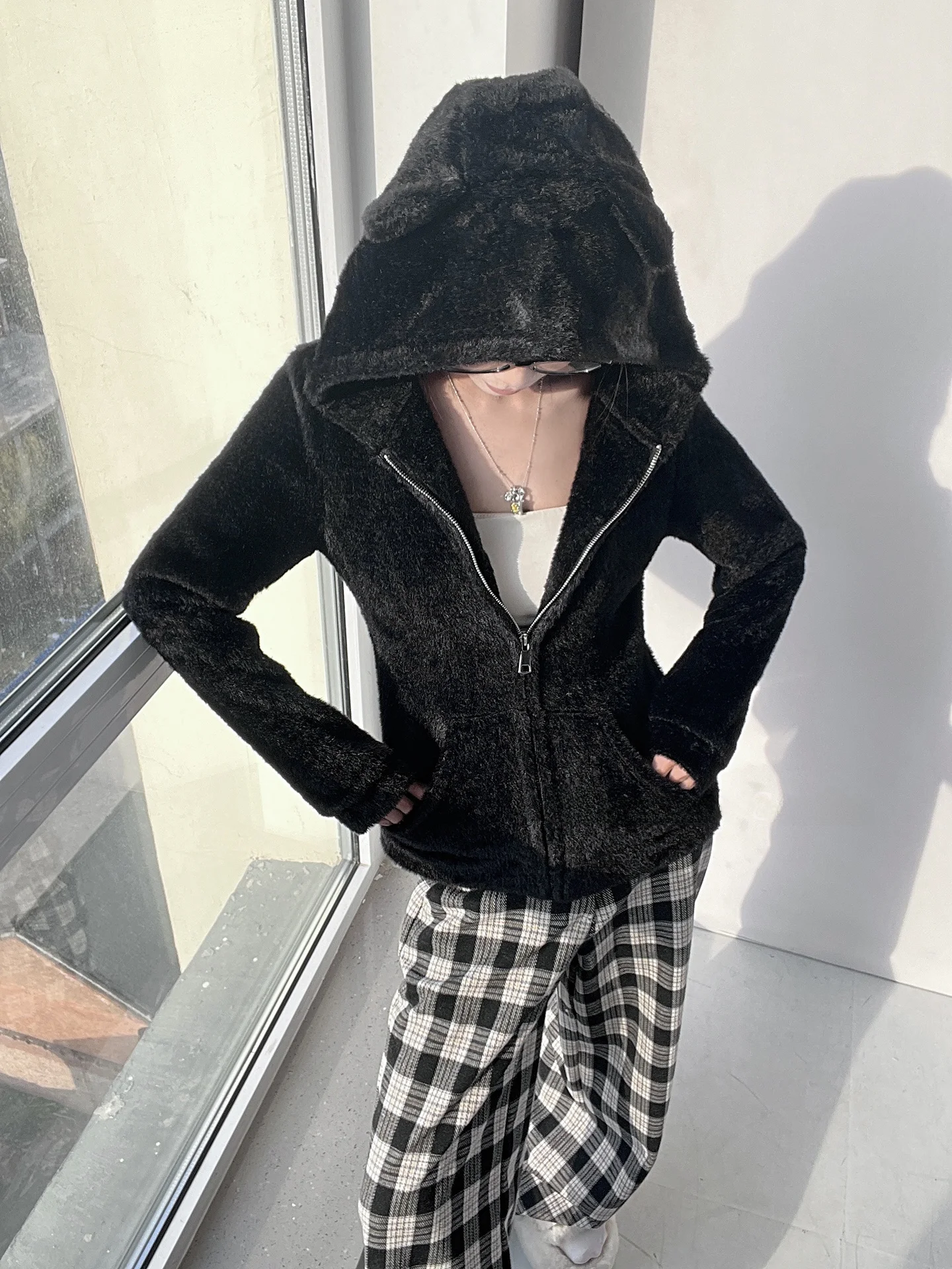 

Корейская женская толстовка с капюшоном и ушками медведя, на молнии, весна-осень, мягкая, приталенная, стильная верхняя одежда