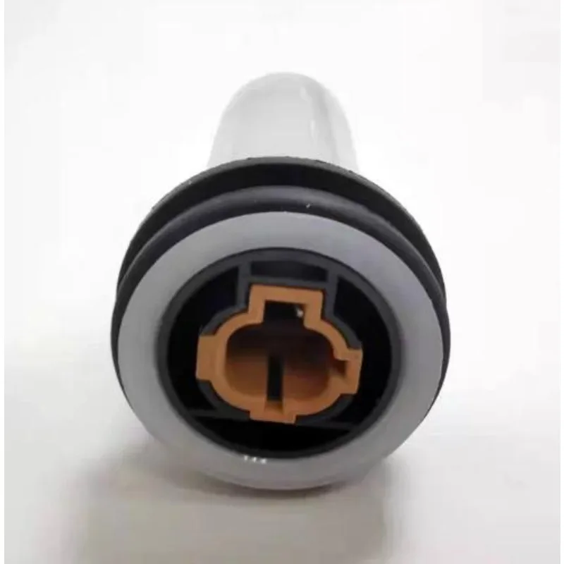China Windshield Washer Fluid Level Sensor for Subaru Outback Legacy XV 2015-2020