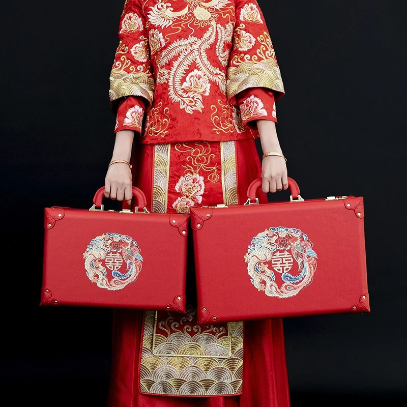 baule-in-pelle-rossa-baule-da-sposa-per-fidanzamento-e-matrimonio-confezione-regalo-hei-confezione-regalo-ca-per-matrimonio-e-fidanzamento