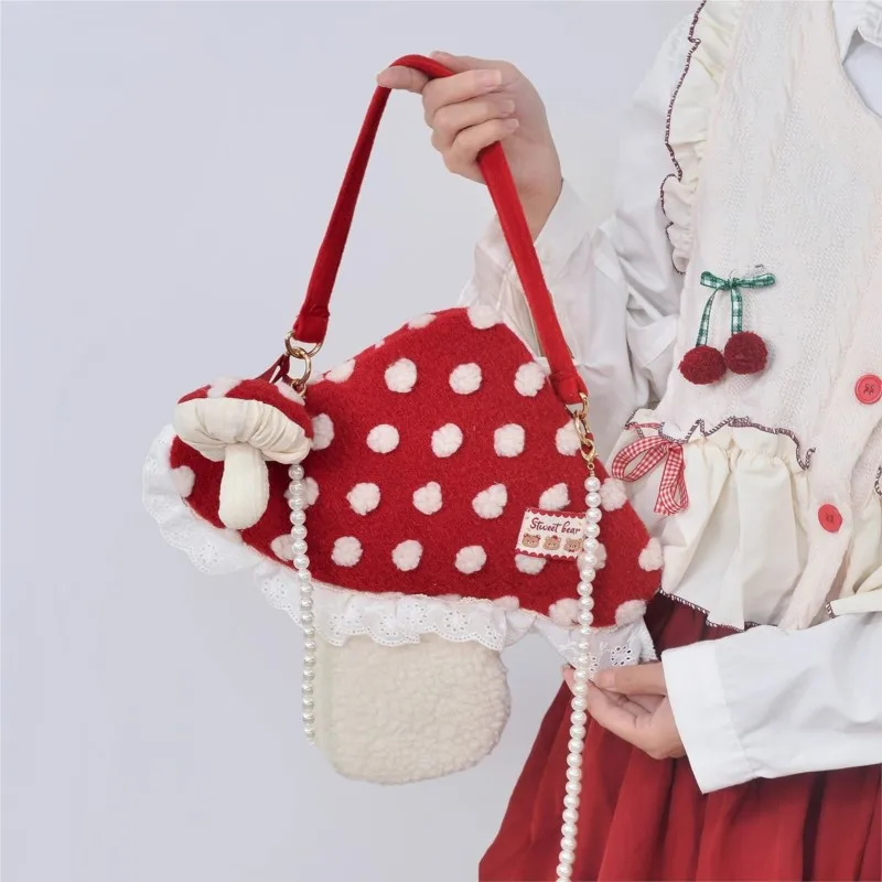 

Милая милая красная сумка с грибами, женская сумка из овчины с героями мультфильмов, кружевная сумка на плечо, женская мини-сумка через плечо в стиле Лолиты с жемчужной цепочкой в горошек