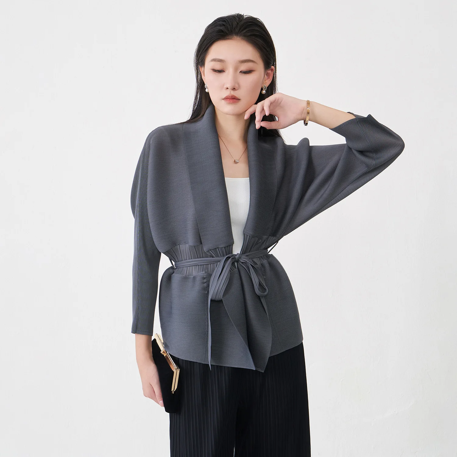 Miyake Fold 2025 Spring and Autumn Outcoat Women's Loose Fashion Strap Fold Commuter Versatile Cardigan Trendy Top Pleated