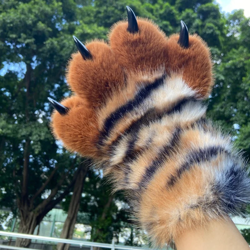 Tiger Paw Plush Gloves with Built-In Squeaker, Soft Furry Animal Claw Mittens for Halloween Cosplay, Party Costume and Dress Up