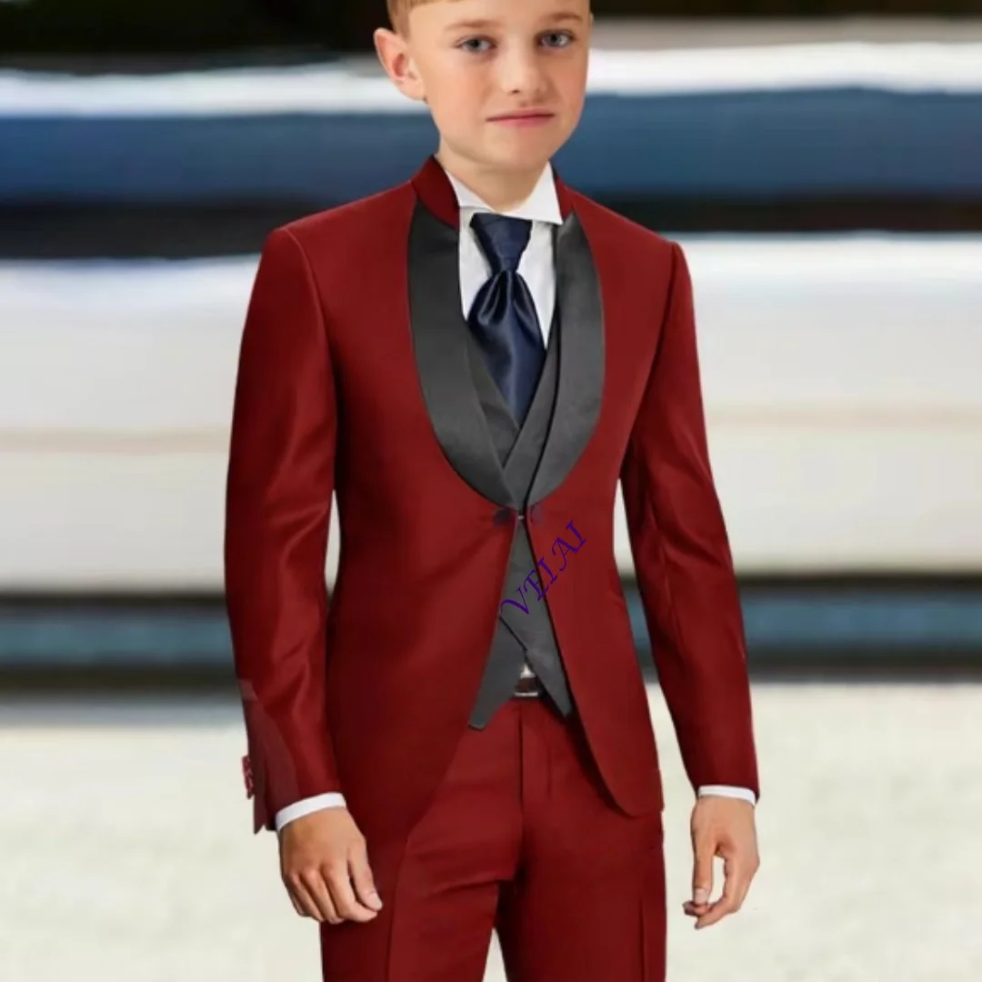 A 3-piece suit for boys (jacket + vest + trousers) – ideal for custom weddings and cocktail parties.