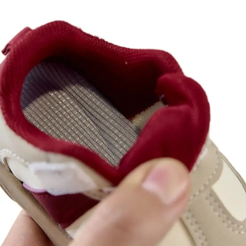 Children's sports shoes autumn new item men's women's Baby bnon slip casual versatile leather surface soft sole running shoes - Image 4