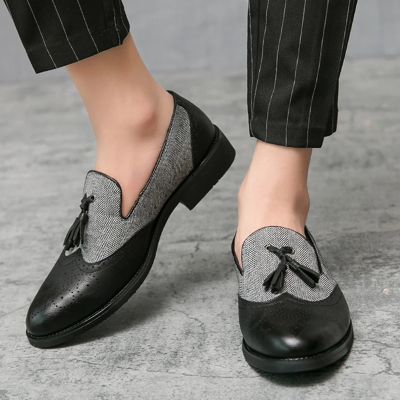 

British Style Fashionable Patchwork Carved Breathable Tassel English Breathable Lun Retro Versatile Business Dress Shoes