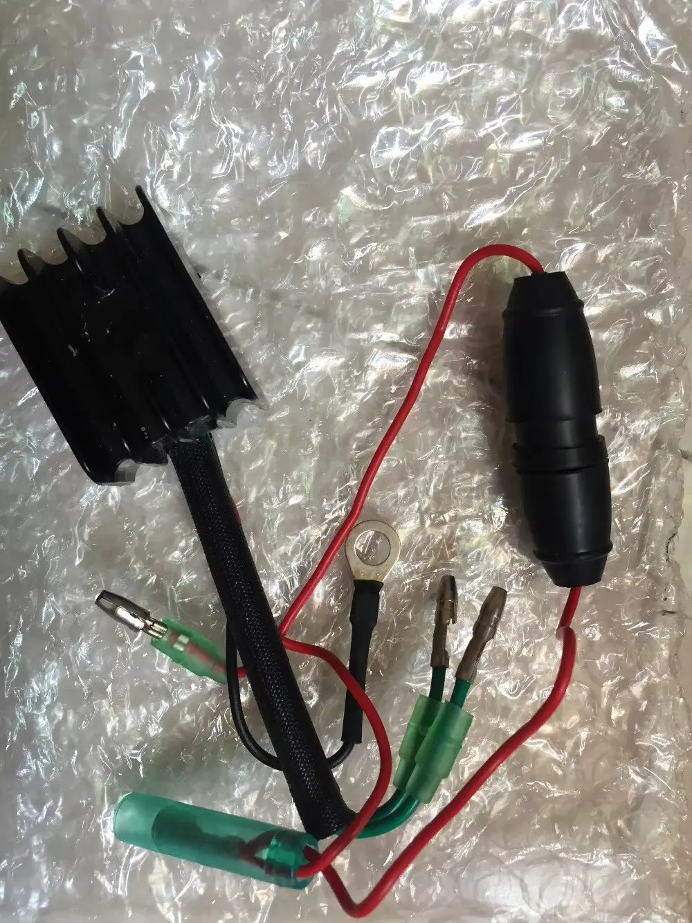 

НОВАЯ ИСПЛАТНАЯ КАТУШКА ЗАЖИГАНИЯ БОТИНКА СТАРЫЙ ТИП ПОДХОДИТ ДЛЯ YAMAHA 40HP МОРСКИЕ ЛОДКИ ВЫХОДНИК БЕСПЛАТНАЯ ДОСТАВКА ЗАЖИГАНИТЕЛЬ MAGNETO СТАТОРНА ЧАСТЬ