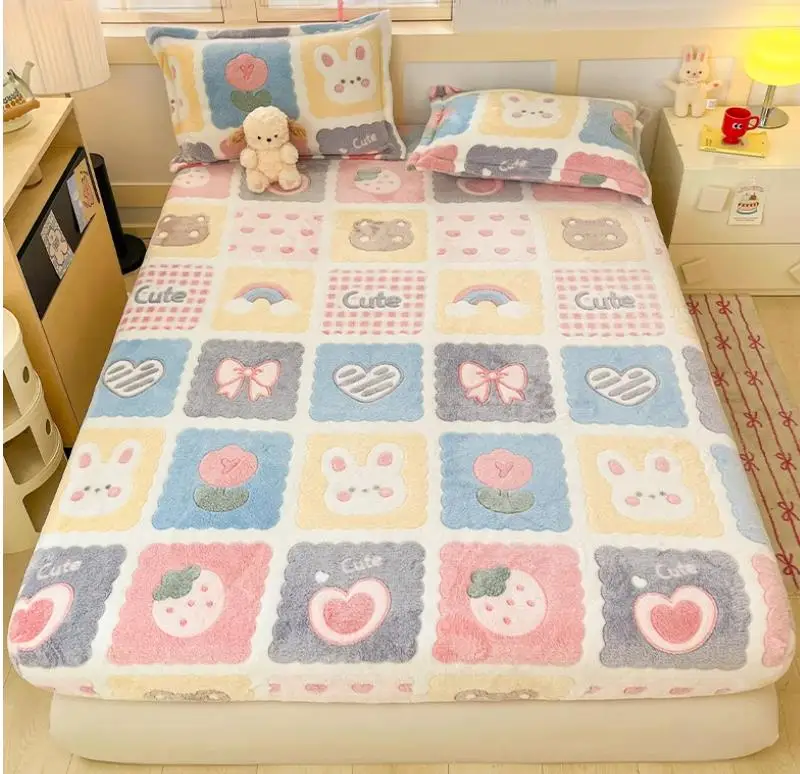 Cartoon pure cotton bed cover, bed sheet, cotton quilting, anti slip and anti wrinkle double-sided available whinter