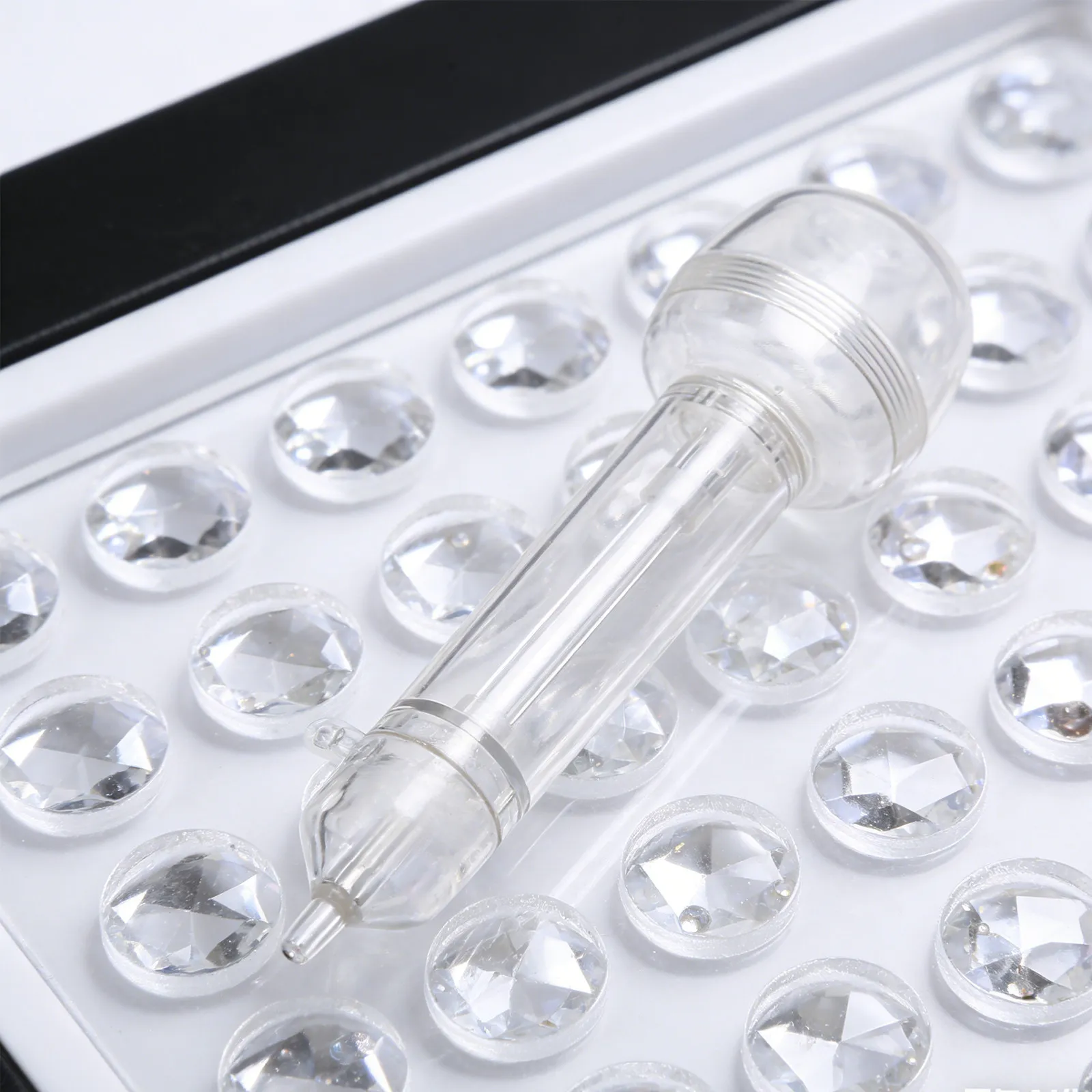 2Pcs Fuse Bead Pen Transparent Body Large Capacity Bead Dispenser Precision Placement Tool for Creative Crafting Jewelry Art