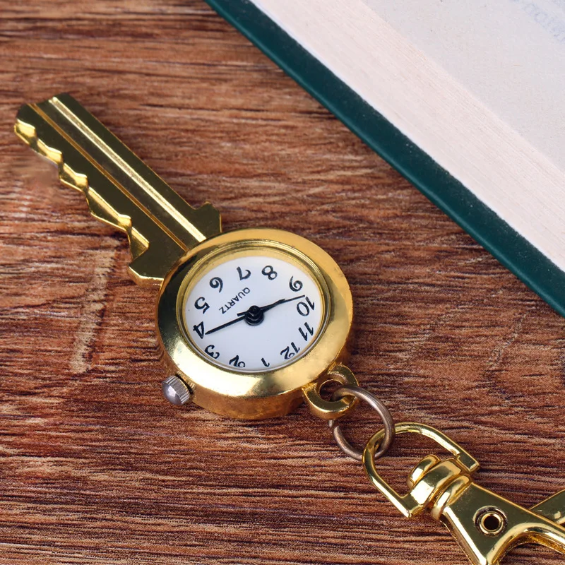Fashion Gold Key  Pocket Watch Exquisite lovely Children\'s  Pocket Pendant Quartz  Pocket Watch accessory for Men\'s Women\'s  Clo