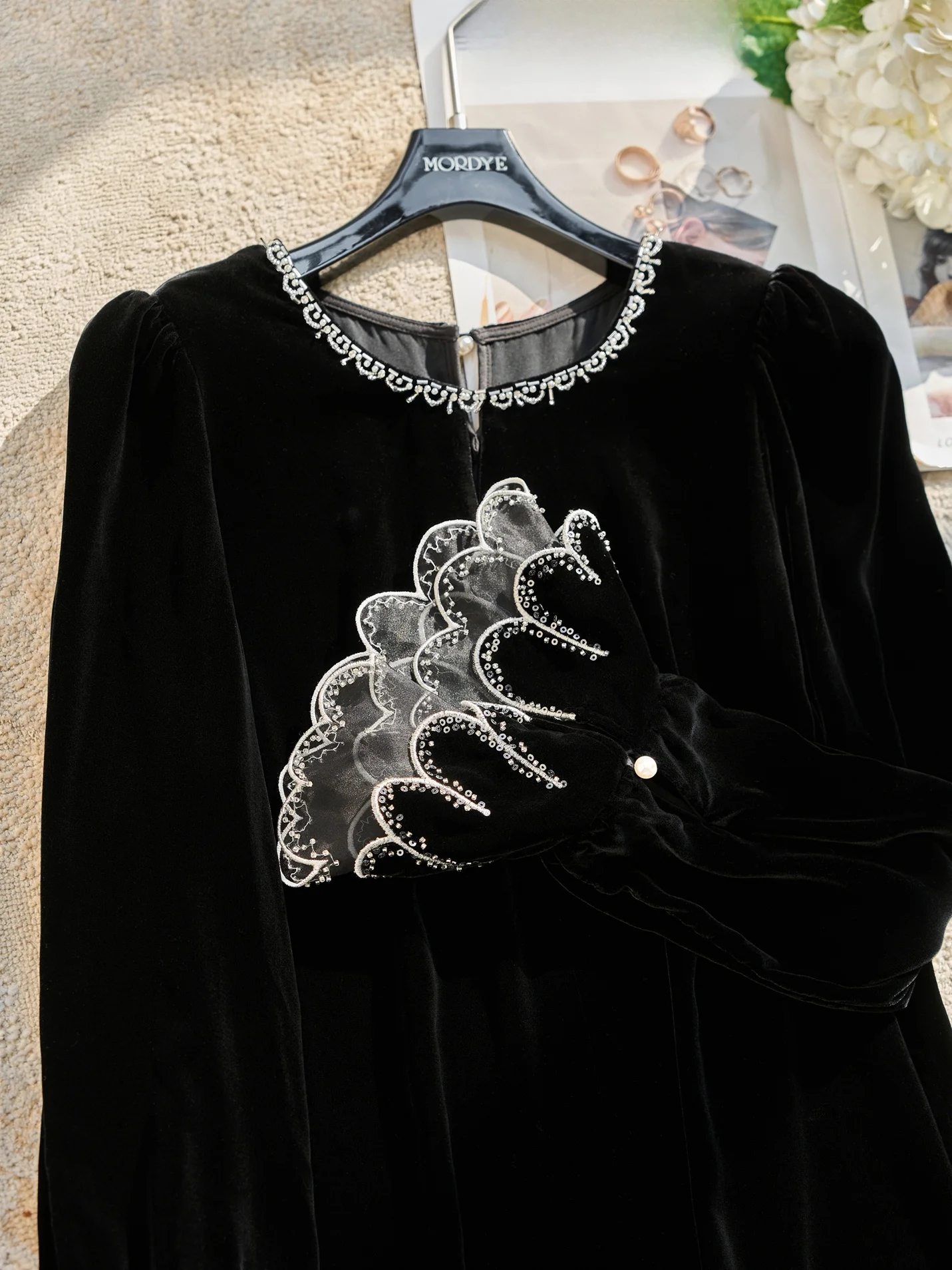 

Important Ocns 00% Silk New Chinese Sle National Trend Real Silk Velvet Lace Trim Embroidered Beaded irt Top