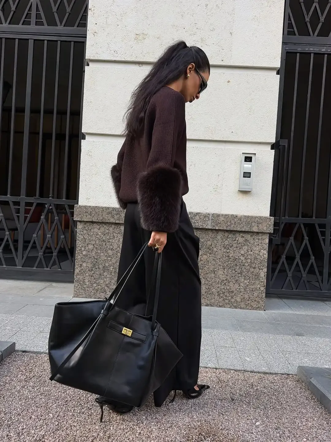 Women Ribbed Knit Sweater Removable Faux Fur Cuff Long Sleeve Raglan Pullover Autumn Commute Casual Fashion Cozy Knitwear 2026