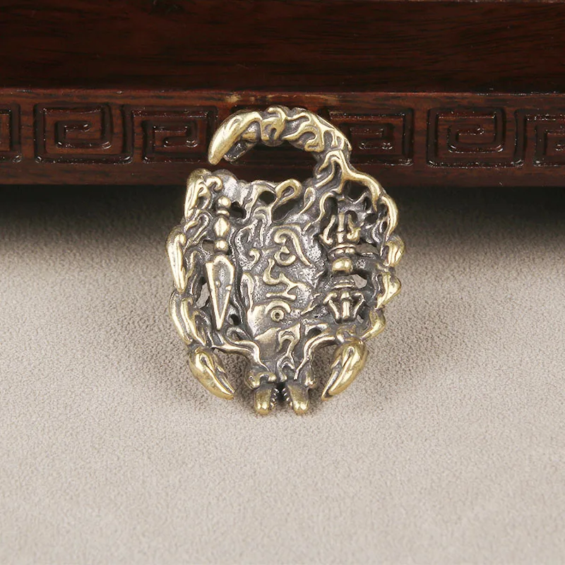 Vintage Brass Tibetan Guru Rinpoche Flame Nine Head Scorpion Ornament Tibetan Craft Decor Retro Antique Copper Collectible