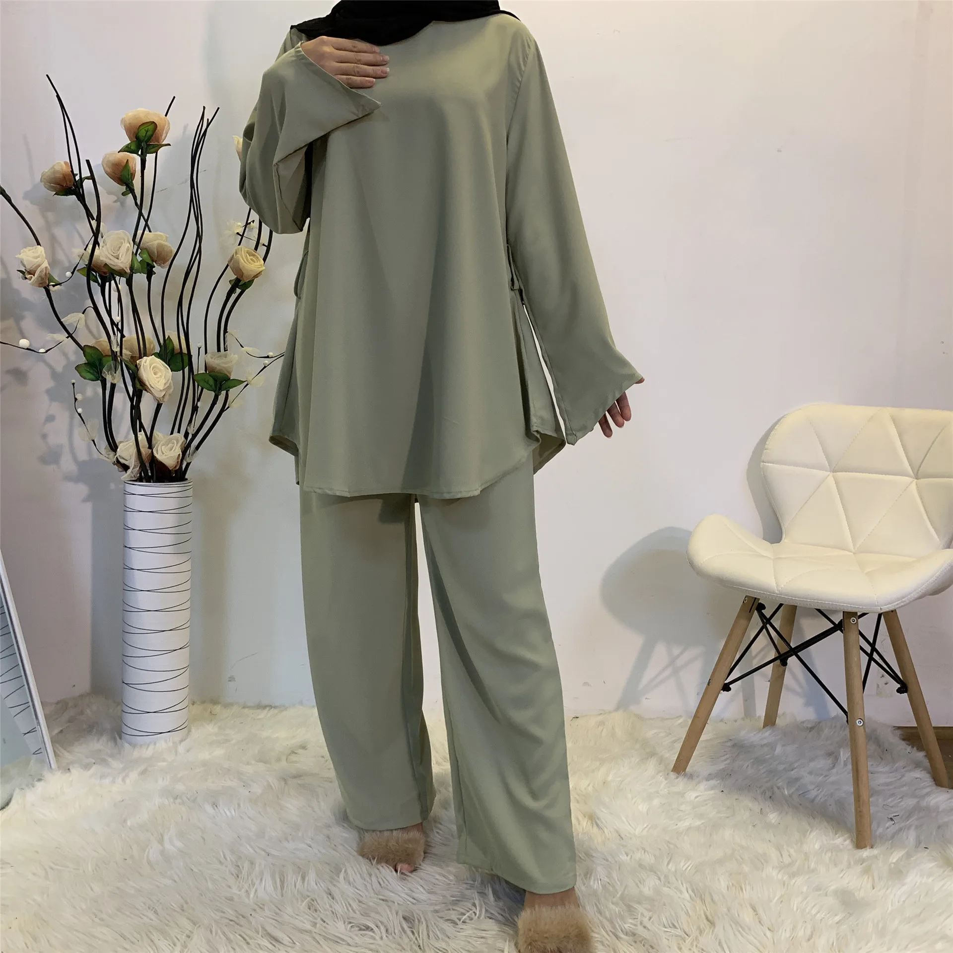 

Fashion Women's Simple Wide Leg Pants & Long Sleeve Top Blouse Muslim Lace-Up Set Solid Color