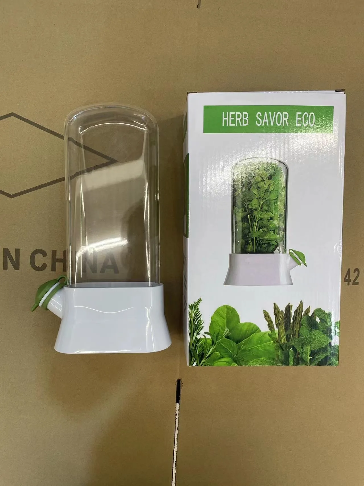 Herb Saver Storage Container Fresh Herb Keeper Vanilla Vegetables Fresh Preservation Bottle for Refrigerator Kitchen Gadgets