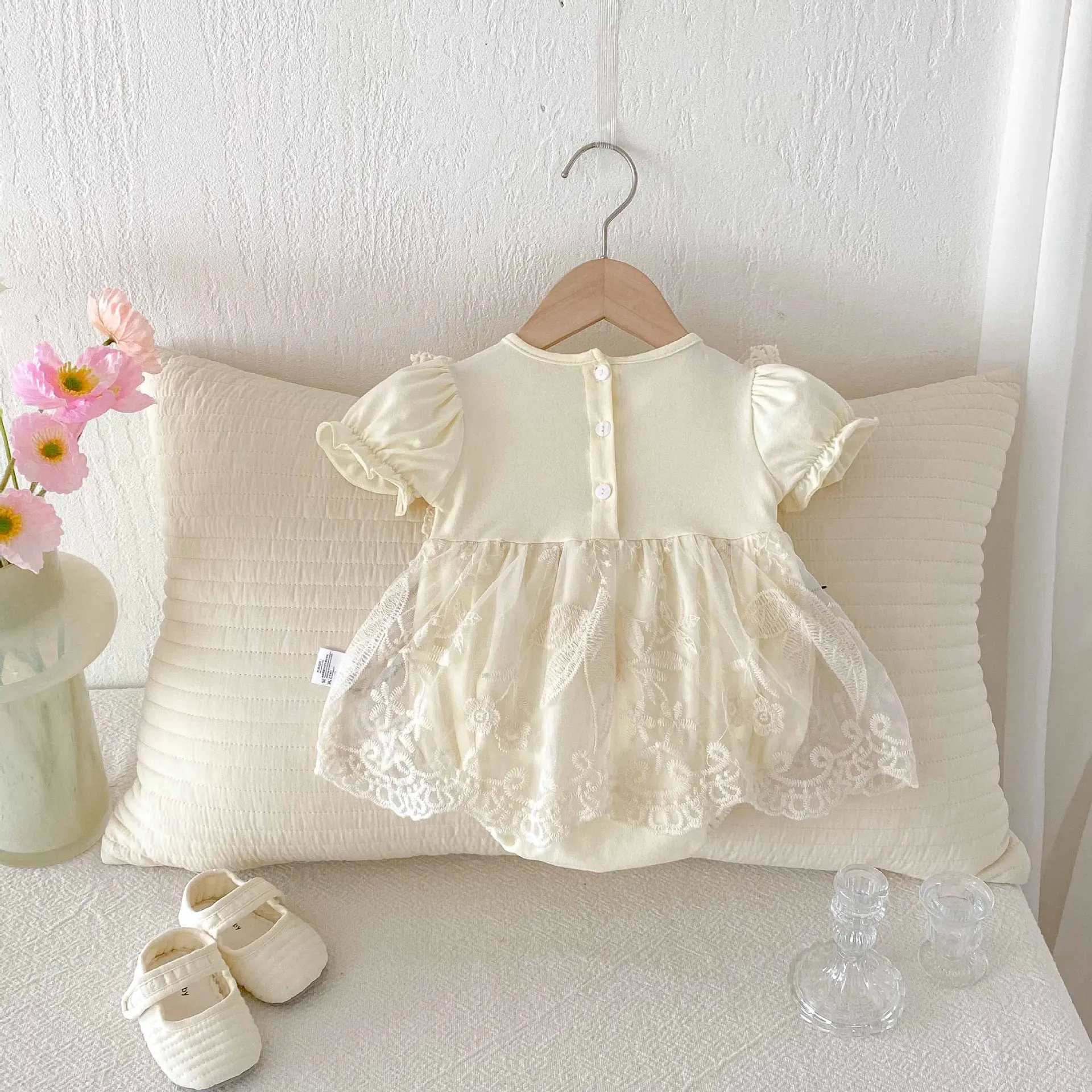 

Baby Clothes Summer Newborn Baby Girls Bodysuits Dress Thin Cotton Embroidery Toddler Lace Romper Short Sleeve Dress One Piece