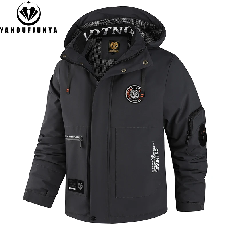 

Winter Men Outdoor Windbreak Warm Travel Jacket Men Hooded Casual Fashion Sport Waterproof Climbing Trekking Jacket Male Coat