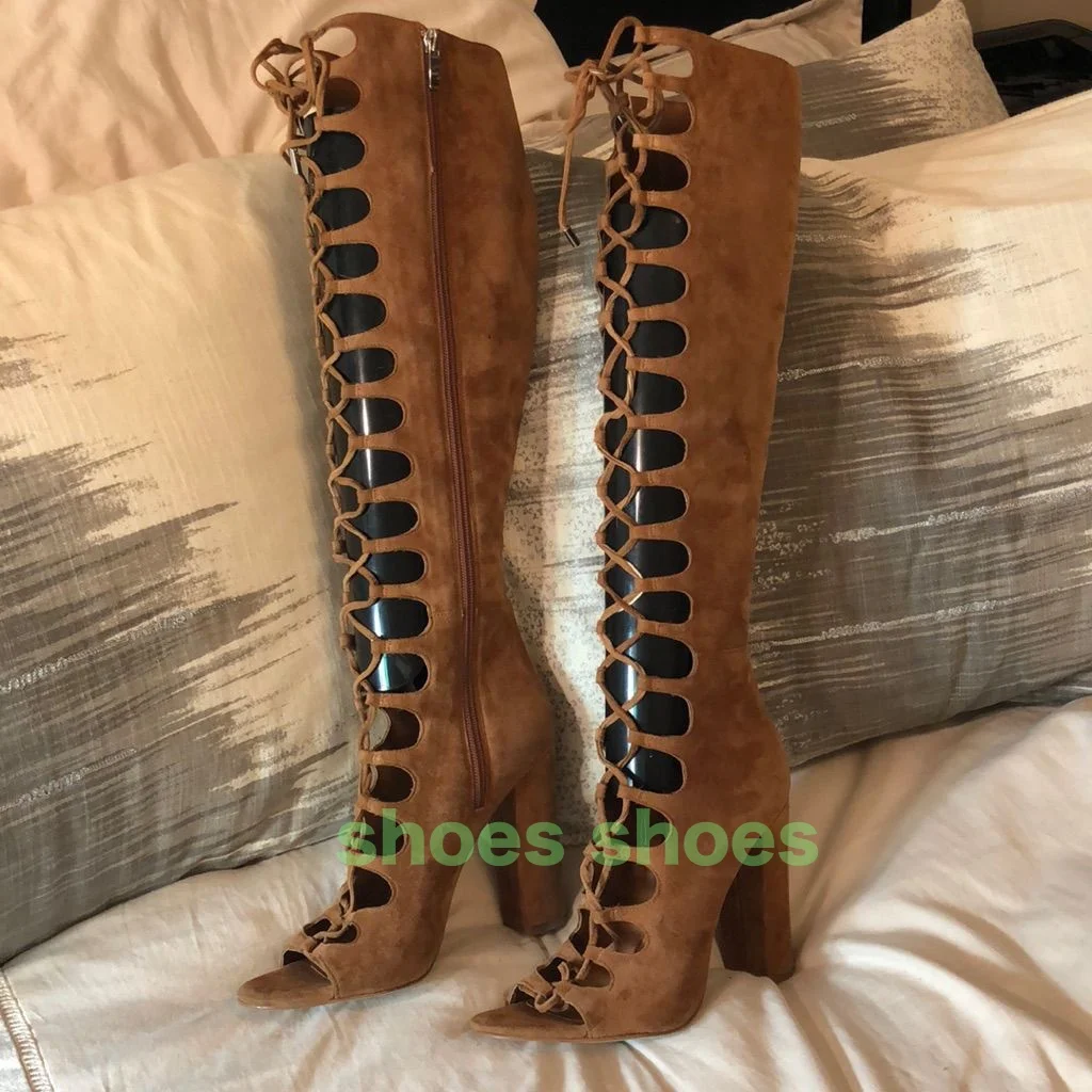 

Женские темно-коричневые винтажные замшевые сапоги до колена с вырезом на массивном каблуке со шнуровкой и полым дизайном, замшевые ковбойские сапоги с открытым носком на молнии, размер 3446