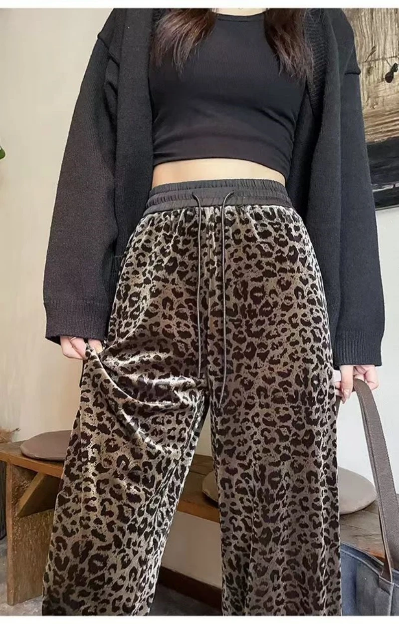 

Women's Velvet Leopard Print Wide-leg Pants High-Waisted Loose Leopard Print Trousers New for Fall/Winter 2024