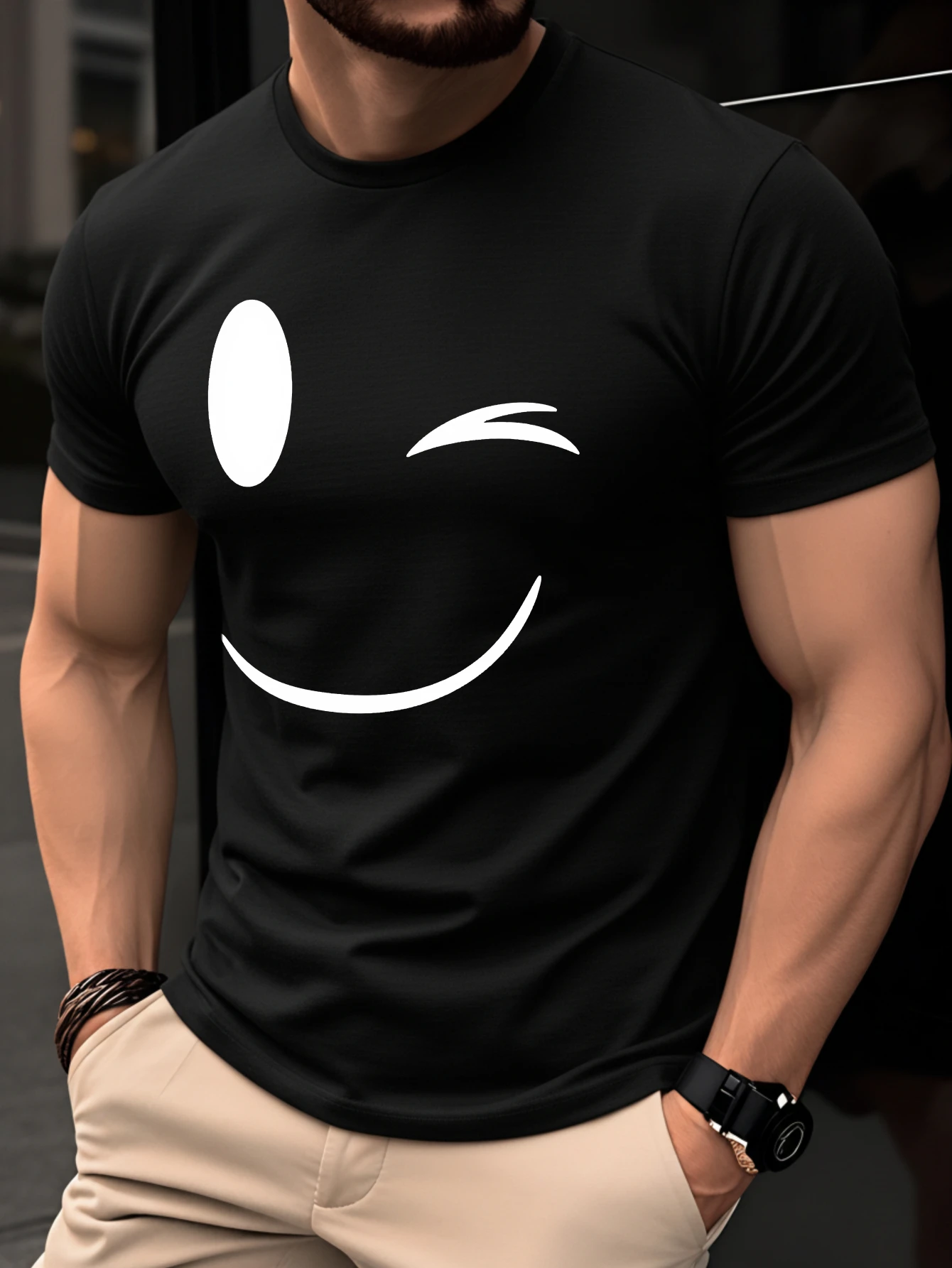 Summer Women's Men's Minimalist Oversized Smiley Face Print Short-Sleeve T-Shirt Perfect for Outdoor Activities and Commuting