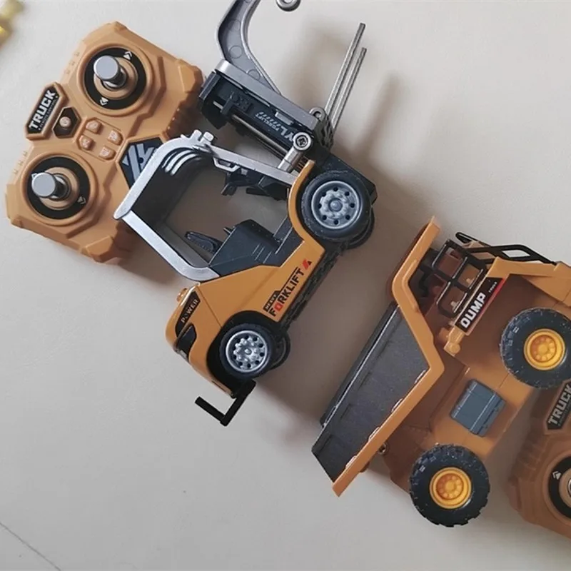 

1:64 Mini Alloy Remote Control Forklift Liftable Simulation Engineering Vehicle Model Bluetooth App Controlled Desktop Toy Boys