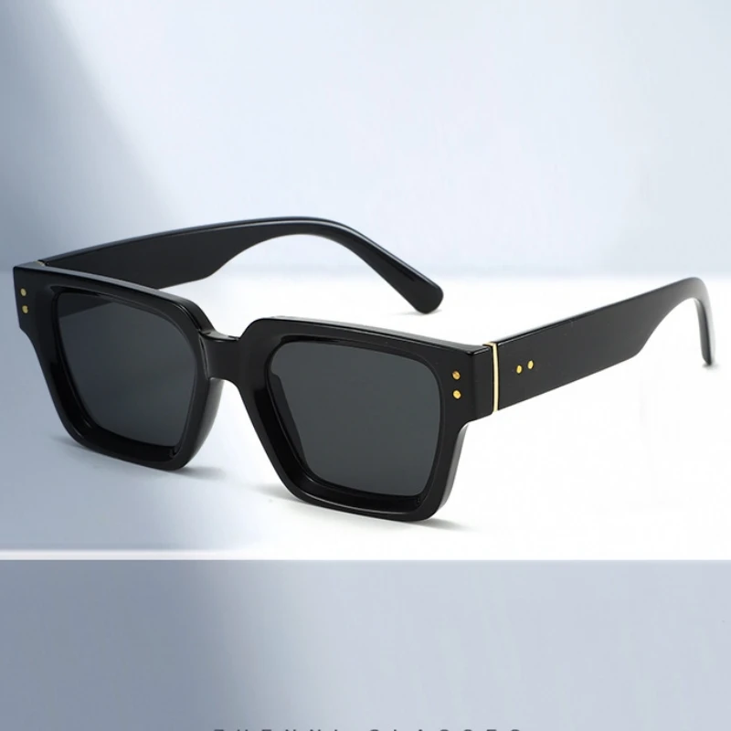 YIMARUILI Retro Square Men and Women Sunglasses Fashion UV  display picture 3