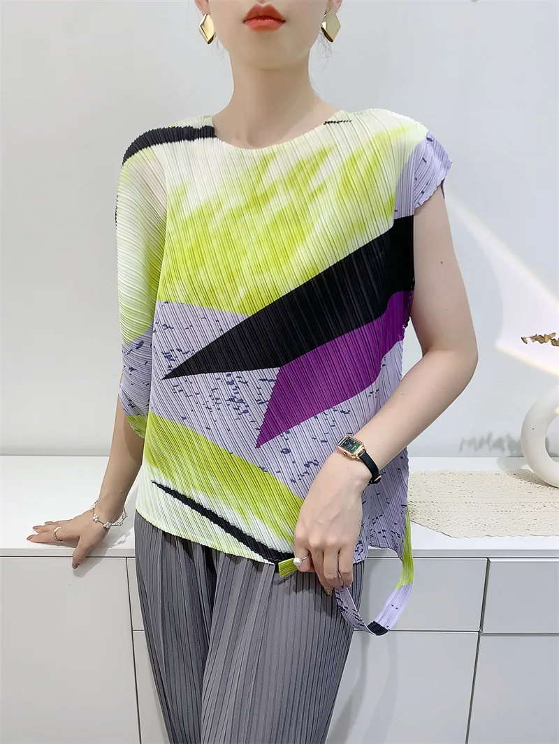 Miyake Pleated Tops Women Irregular 2023 Summer T-Shirt Digital Printed Comfortable Casual Niche Designer Clothes