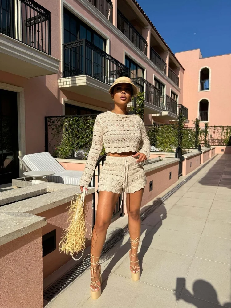 

Wmstar Two Piece Set Women Wholesale Casual and Fashionable Round Neck Crochet Cutout Long Sleeved Knitted Shorts Summer 2025