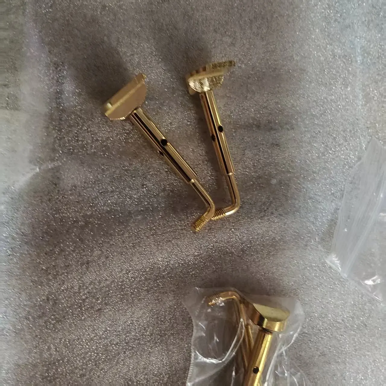 

10 PCs Quality Separated Violin Chin Rest Clamp 3/4 To 4/4 Gold Color