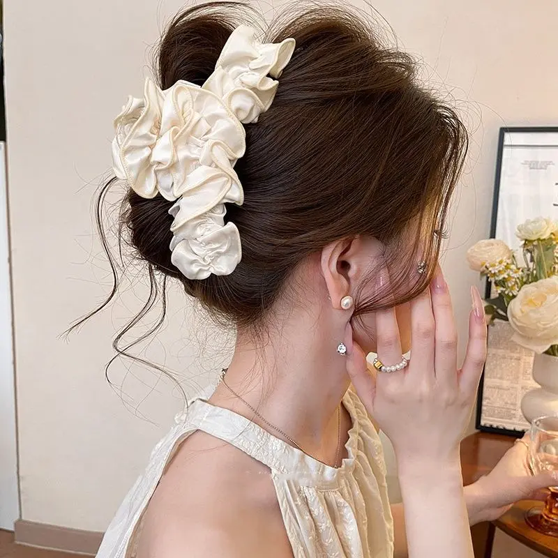 1PC Pleated Ponytail Grab Clip Fashion Hundred Hobbies Back of Head Plate Hair Shark Clip Advanced Feeling Top Clip Headdress