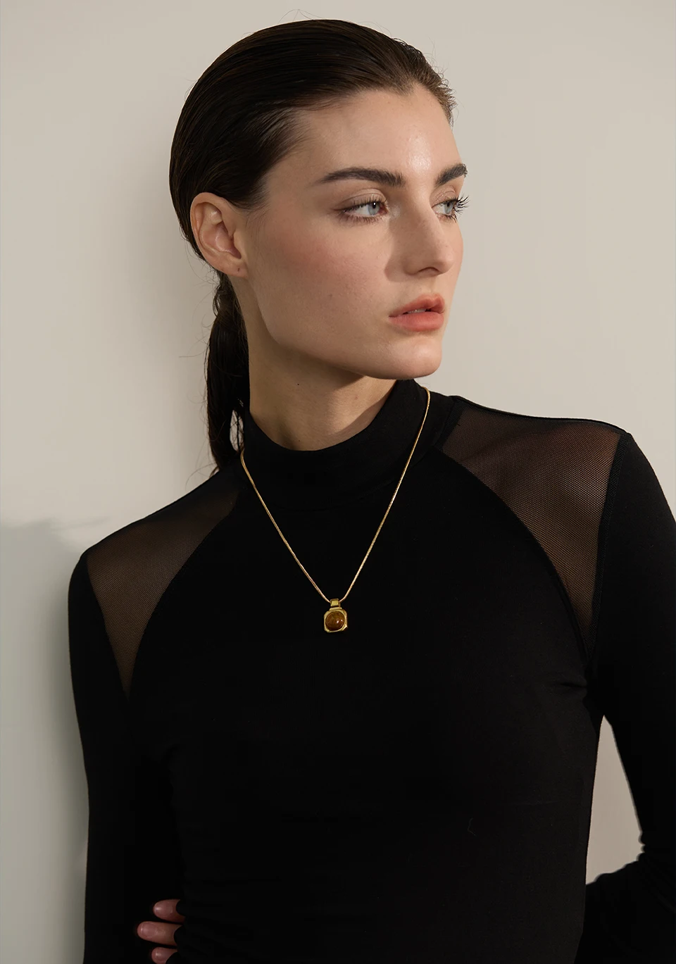 Yhpup High Quality Natural Tiger Stone Square Pendant Necklace Rust Proof Gold Color Fashion Collar Versatile Jewelry Gift