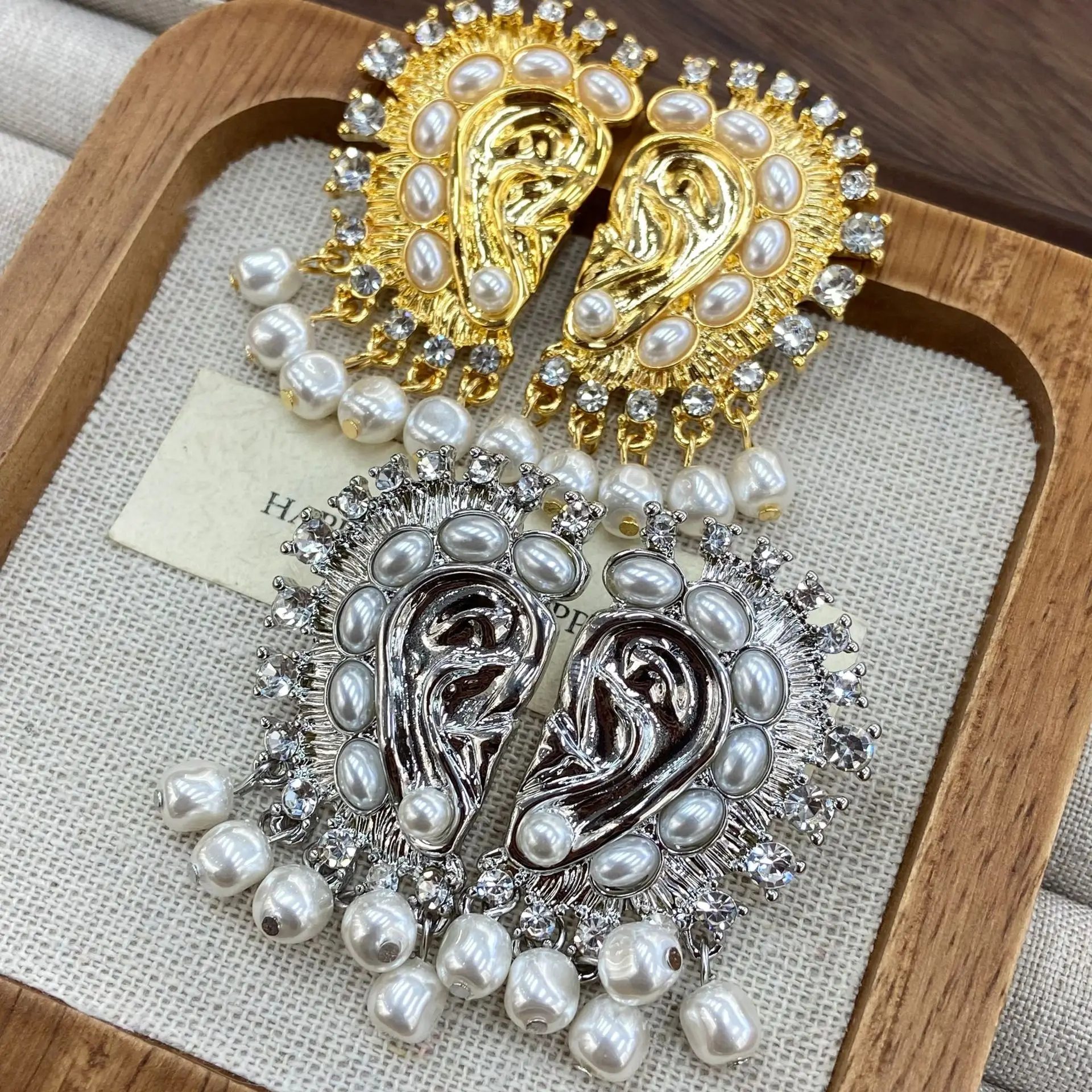 

Женские серьги с жемчугом и кисточками, гипербола, дворцовый стиль, винтажные ювелирные изделия, модные классические элегантные Pendientes Mujer, в форме ушей