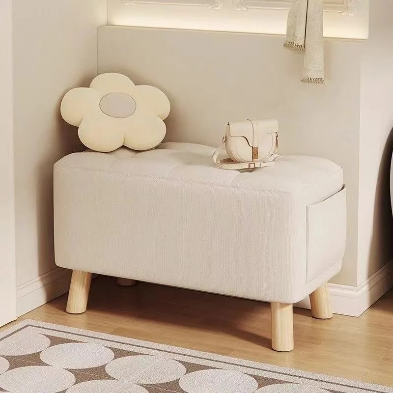 مقعد تغيير الأحذية عند باب المنزل، مقعد مربع صغير بسيط مع خشب متين، مقعد صغير في غرفة المعيشة، مقعد طاولة القهوة