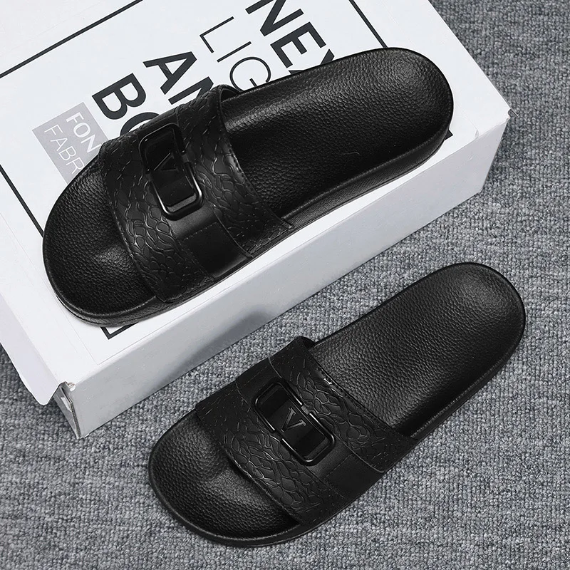 2026 Men's New Fashion Boken Slippers PU Leather Embossed Sandals Non-Slip Soft Sole Indoor and Outdoor Beach Shoes