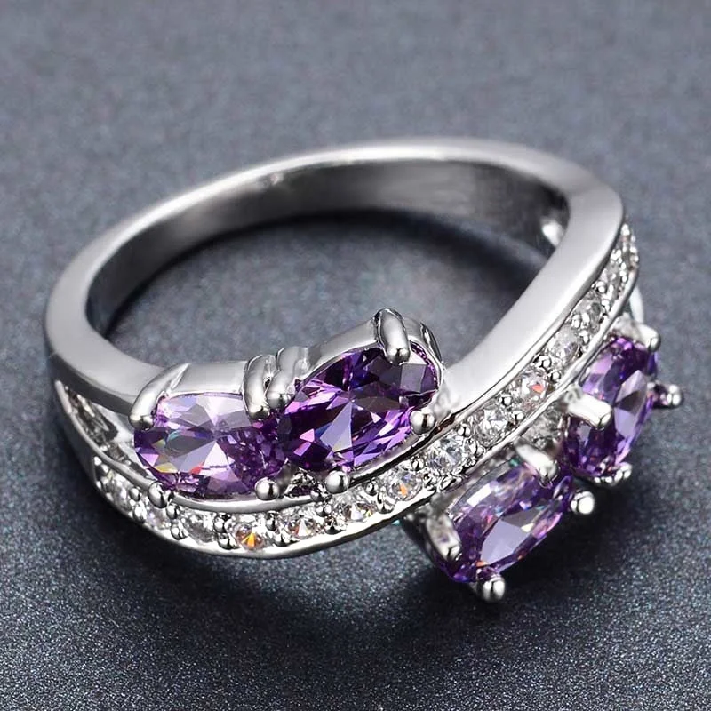 Huitan Elegant Women Ring Inlaid Bright Purple CZ Trendy Charming Wedding Party Accessories for Lady Daily Versatile Jewelry view 3