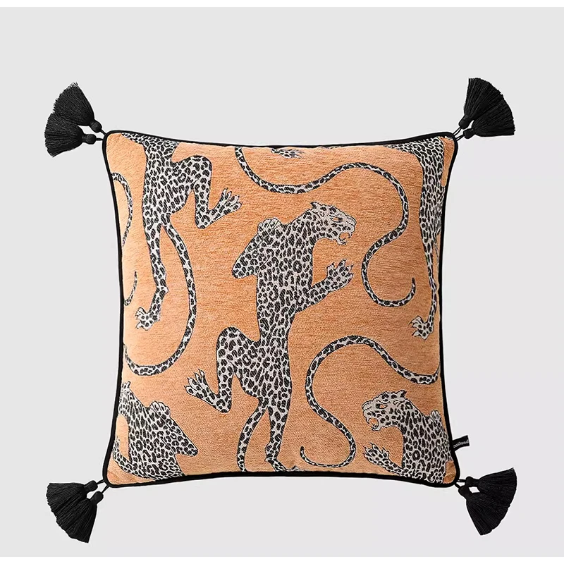 GUVINCI Wild Luxury Leopard Jacquard Lumbar Pillowcase 30x60cm Retro Green Designer Oblong Cushion Cover Elevate Your Home Decor