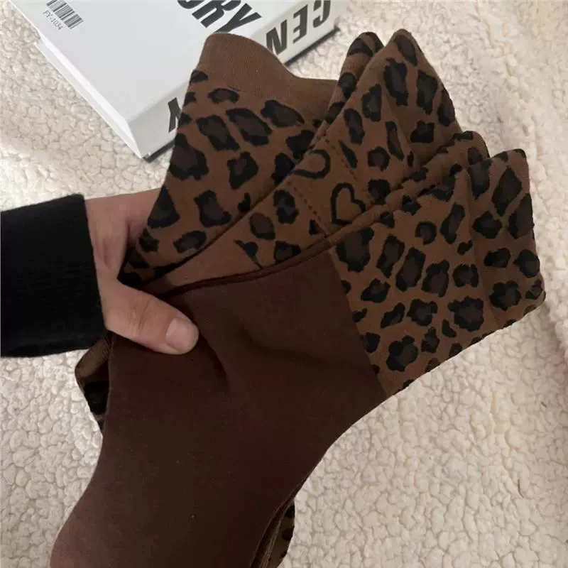 3/6 pairs of mid tube leopard print women's fashionable design socks, coffee colored, breathable and soft.