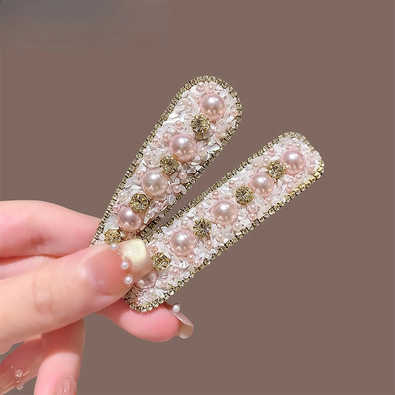

1pcs Elegant Pearl Hair Clips Women Stylish Luxurious Trendy New Headwear Daily Casual Outfit Statement Piece for All Occasions