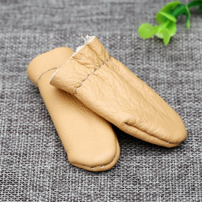 20Pcs Leather Thimble Thumb&Forefinger Protector Sleeve Needle Felting Guard Finger Sleeve for Embroidery Needlework Sewing Tool