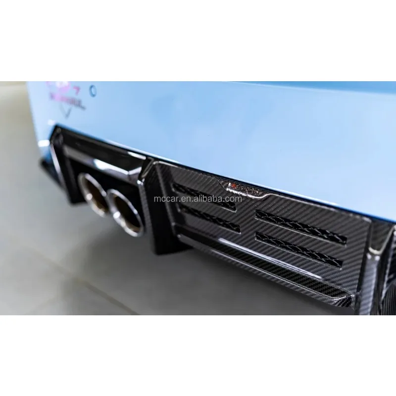 المواد العلوية Prepreg ألياف الكربون الجافة M2 G87 SQ نمط مصد السيارة M2 G87 الناشر الخلفي لسيارات BMW M2 G87 المصدات الخلفية