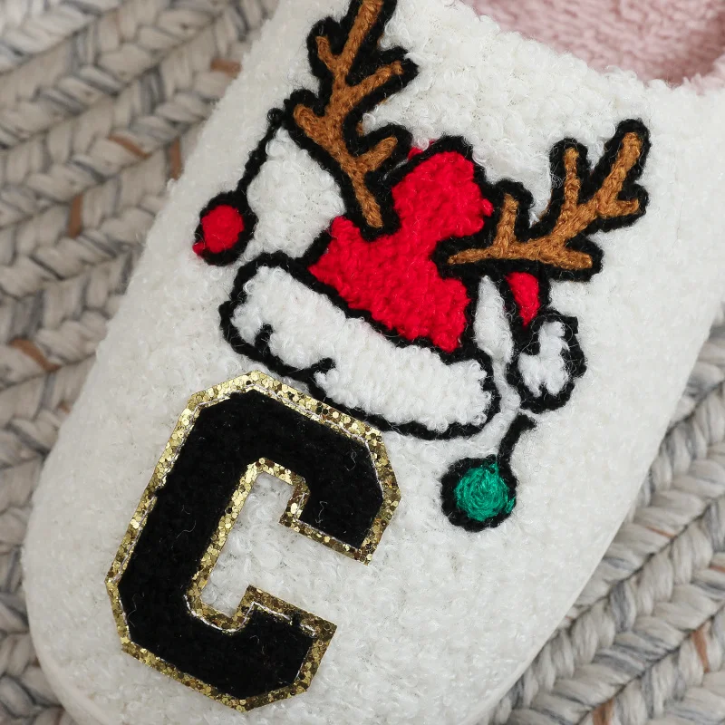 Pantoufles de noël personnalisées, monogramme en peluche, chaussures de maison floues, lettres personnalisables, cadeaux pour Couples, famille, hiver, confortables