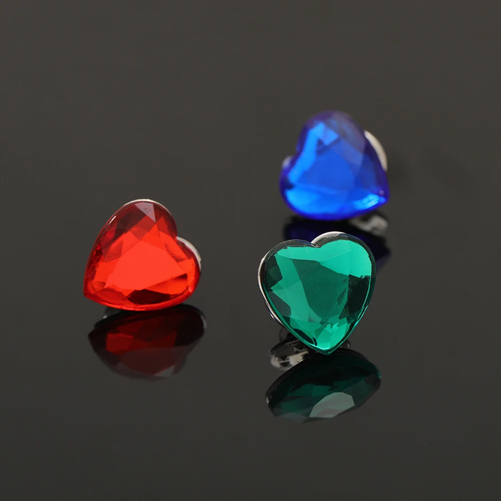 Großhandel romantische Herz des Ozeans Broschen blau rot grün Harz Kristall Pins für Frauen Mädchen Mantel Bluse Tasche Schmuck Geschenk