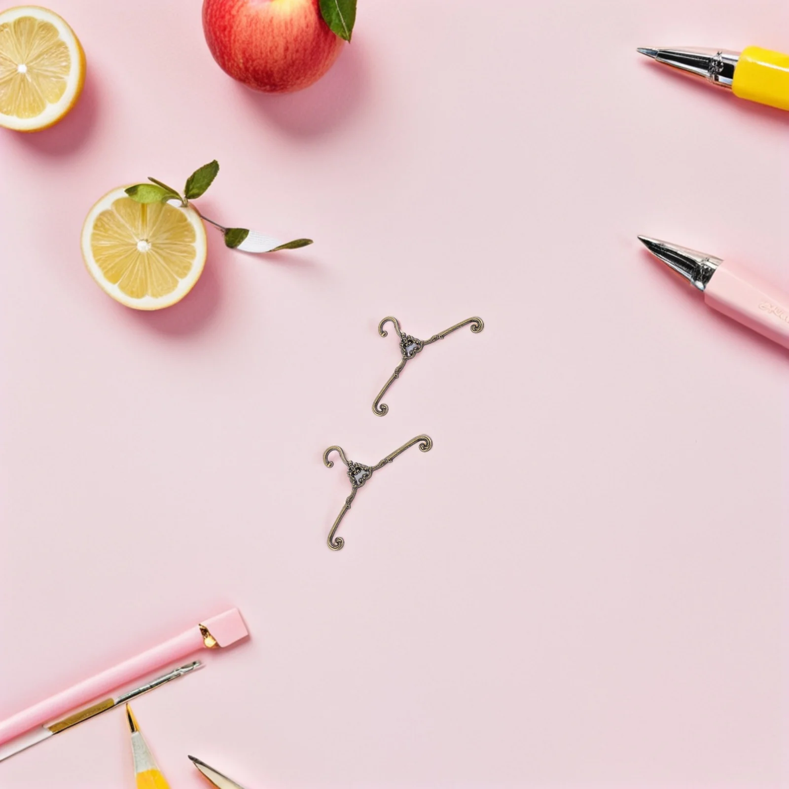 

30Pcs Mini Hangers Alloy Little Clothes Hangers for Dollhouse Wardrobe Display and Clothing Storage Mini Clothes Hanger