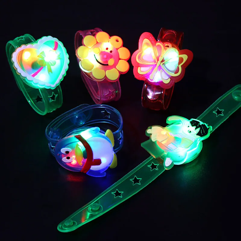 Light Up Watch com este desenho animado divertido, Os presentes perfeitos para crianças, 12pcs AliExpress 15-15