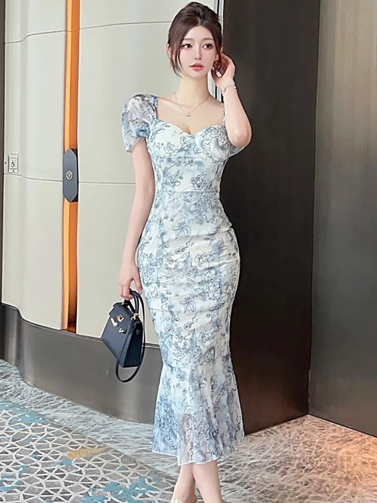 2025 جديد الأزهار شبكة قصيرة الأكمام ساحة طوق فستان مثير المرأة أنيقة الورك التفاف فستان الصيف الكورية Bodycon فستان طويل فاخر