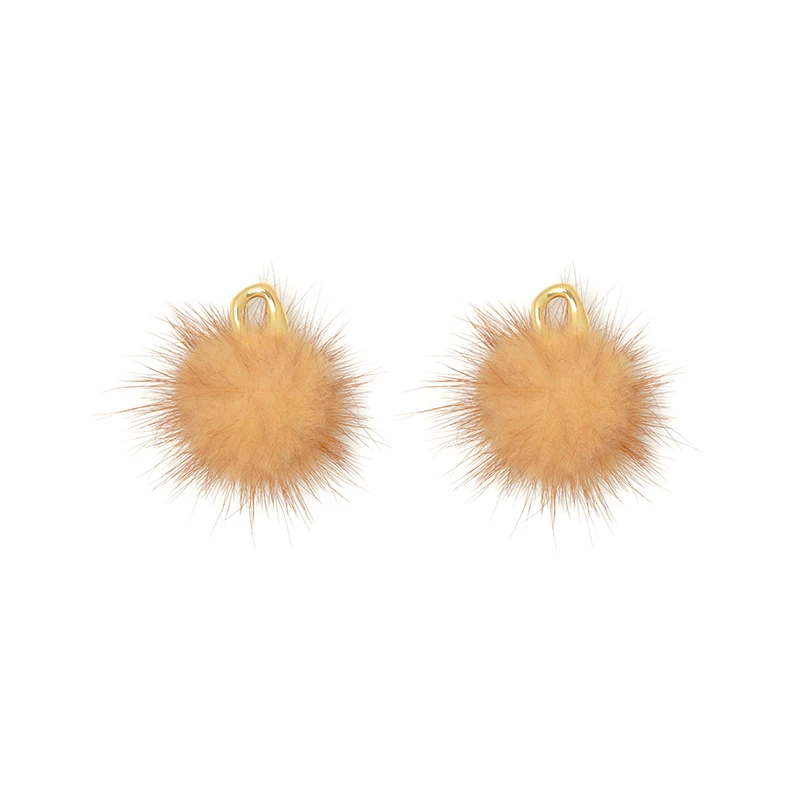 

S925 Silver Needle Sweet Temperament Hairball Earrings Temperament Versatile Autumn and Winter New Products