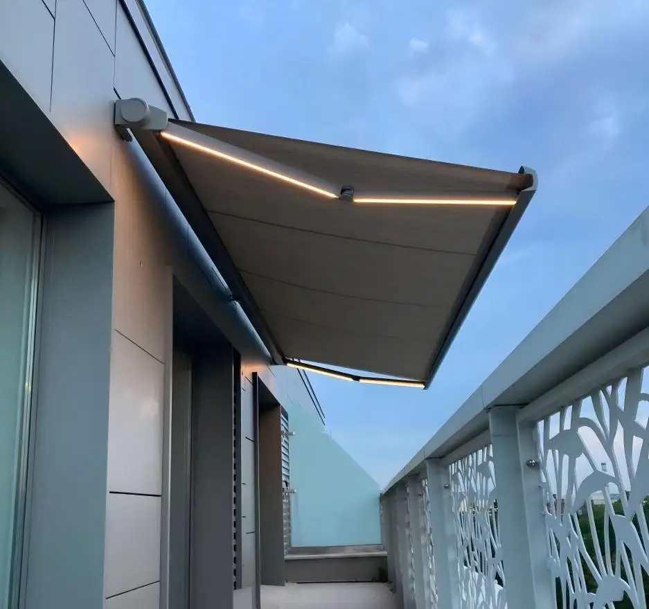 

Direct Sale From Manufacturer Motorized Retractable Awning for Balcony & Outdoor Aluminum Alloy Frame Cassette Design Awnings