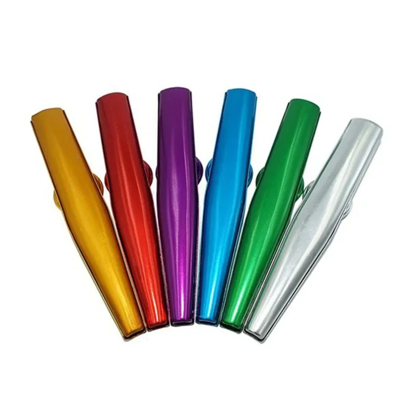 금속 Kazoo 초보자를위한 경량 휴대용 플루트 악기 음악 애호가 목 관악기 심플한 디자인 경량 Kazoo